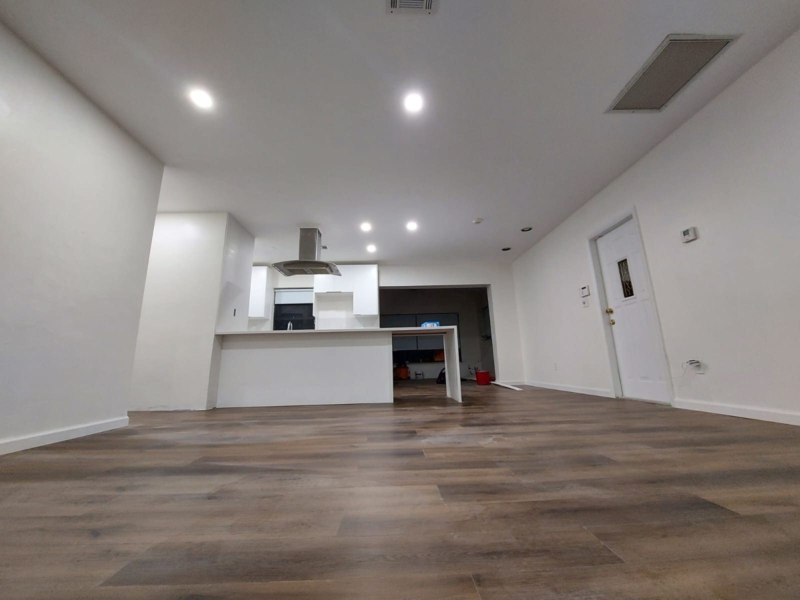 MAVA White Kitchen 1