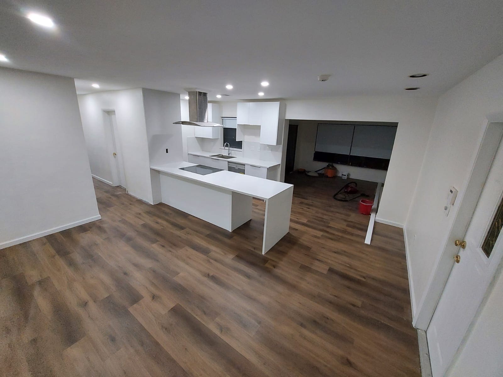 MAVA White Kitchen 2