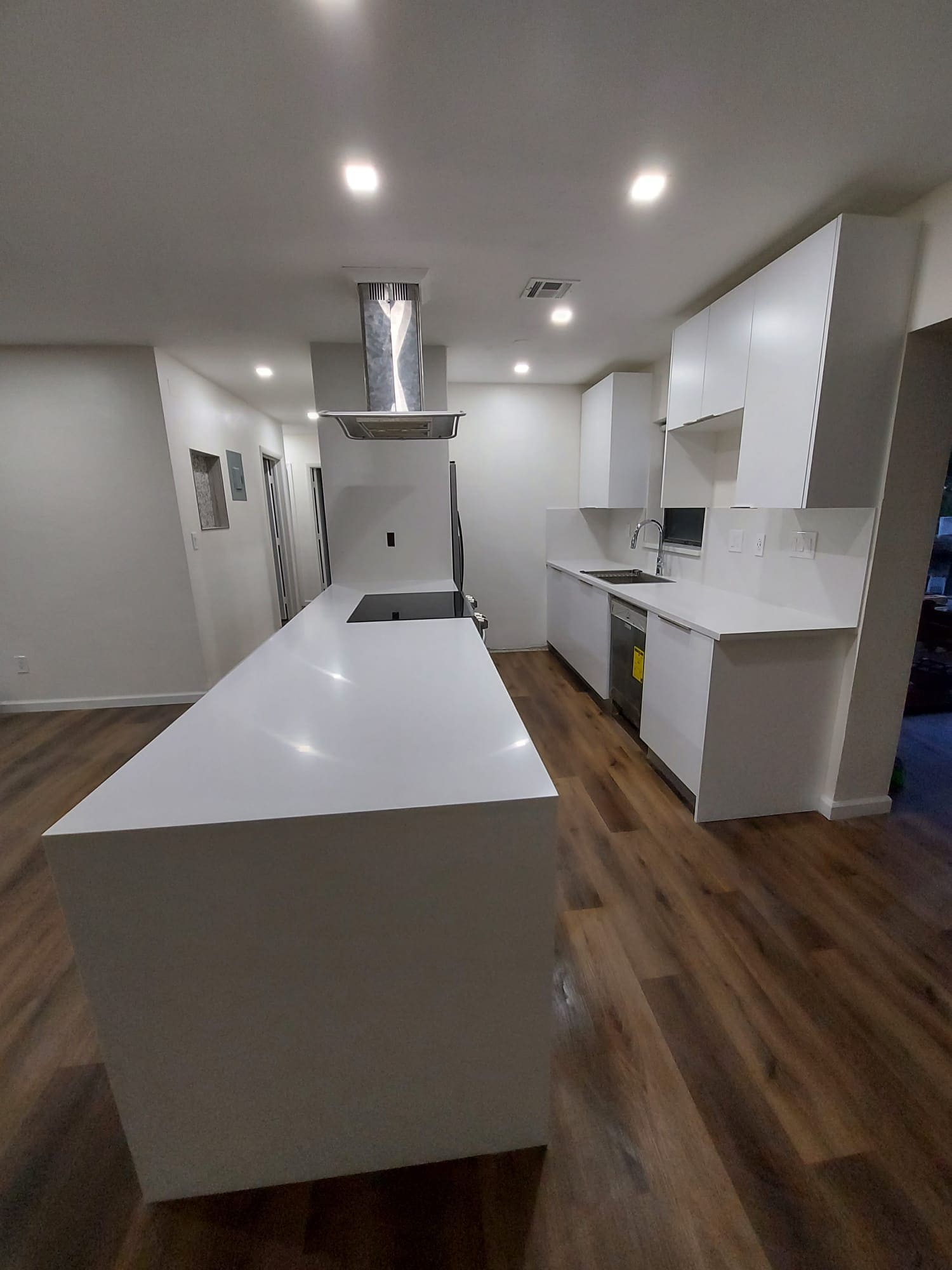 MAVA White Kitchen 4